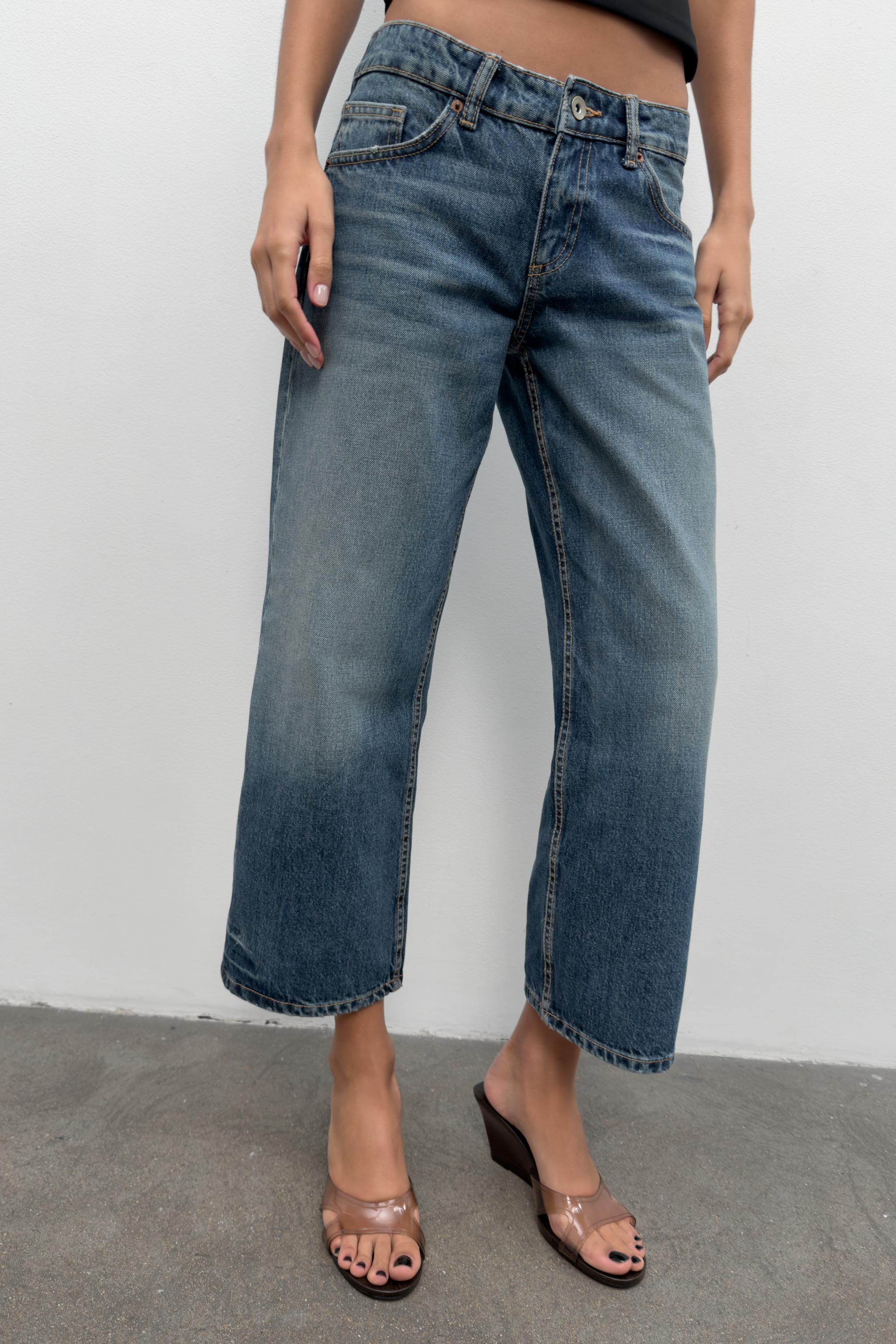 TRF LOW RISE CROPPED WIDE LEG JEANS